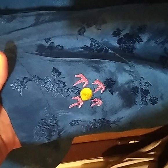 VTG "Golden Bee" Kimono (Made in China) - Picture 3 of 13